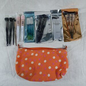 New/ Lot F.A.R.A.H Women Beauty Makeup Brushes with Free Cosmetic bag *Bundle*